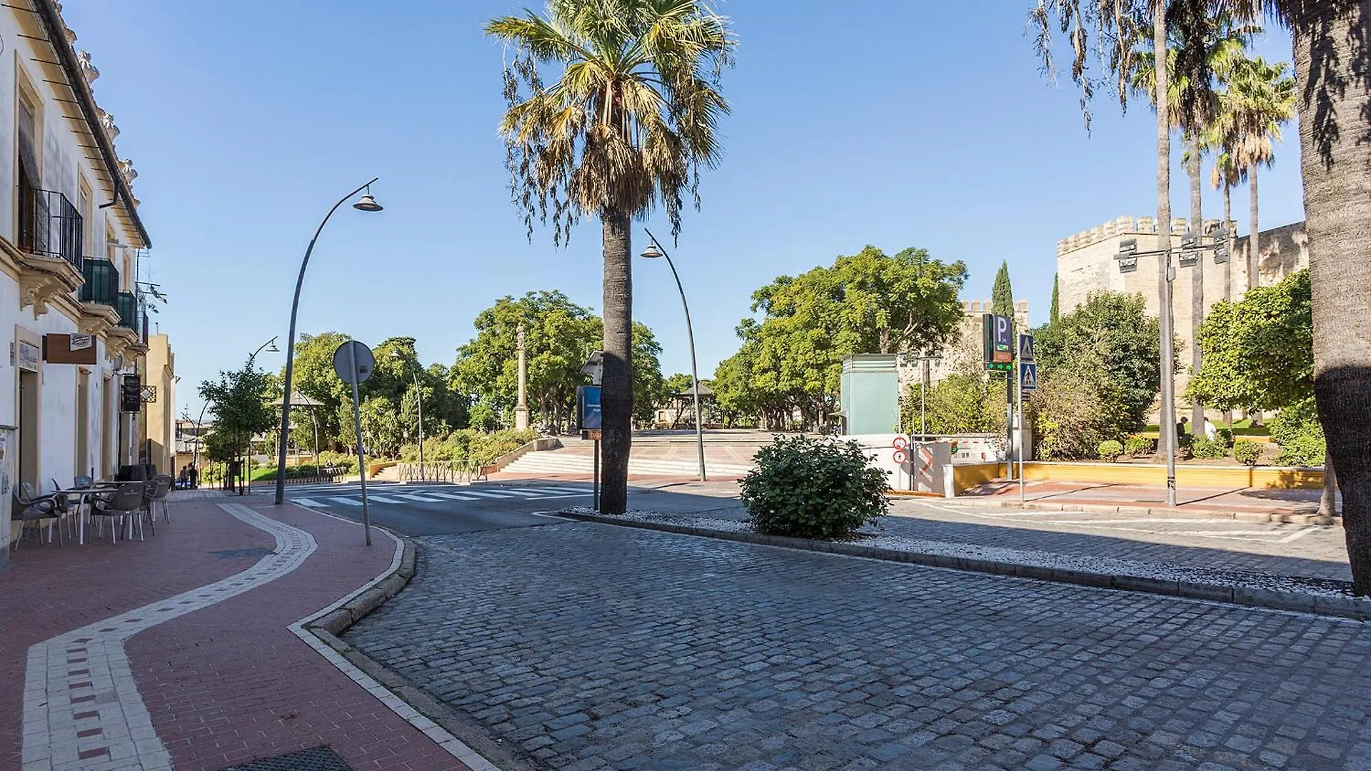 Alcazar Centrico Moderno Apartment Jerez de la Frontera